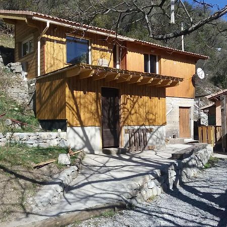L'Arberc Acomodação com café da manhã Rigaud Exterior foto